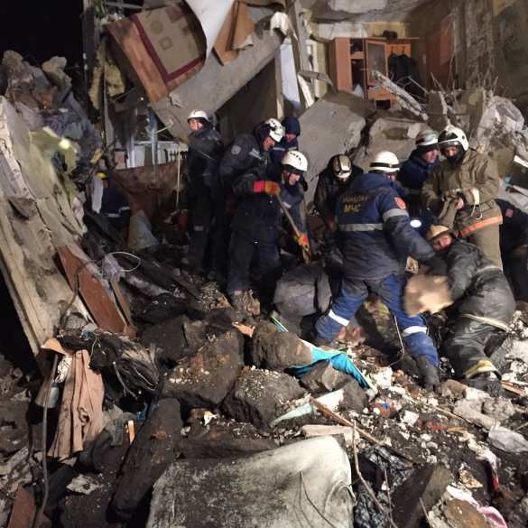 В Казахстане рухнул дом: есть погибшие (ФОТО) | Русская весна