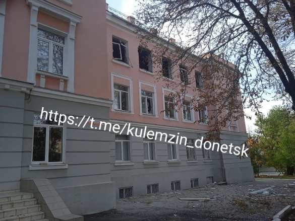 Донецк: ВСУ продолжают бить по центру города, под огнём школа (+ВИДЕО, ФОТО) | Русская весна