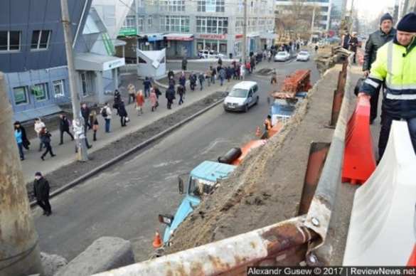 С высоты птичьего полета: в Сети появилось видео рухнувшего в Киеве моста (ФОТО, ВИДЕО) | Русская весна