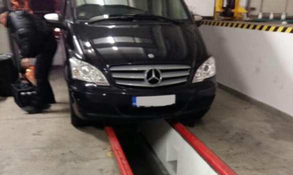 На украинской границе задержали грузина, который вез в Венгрию 45 ящиков сигарет (ФОТО) | Русская весна