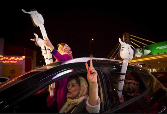 «Мы устояли. Мы победили!» — иранцы вышли на улицы, чтобы отпраздновать снятие международных санкций (ФОТО, ВИДЕО) | Русская весна