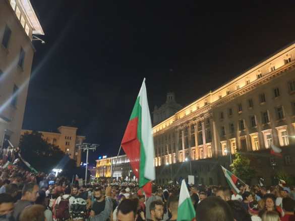 Народный бунт в Болгарии: жестокие столкновения, множество пострадавших, Совет Европы грозит Софии (ФОТО) | Русская весна