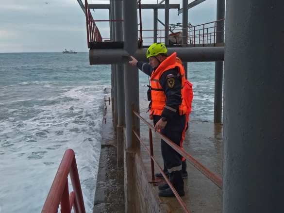 Трагедия на пляже Крыма: во время шторма погибли люди (ФОТО, ВИДЕО) | Русская весна
