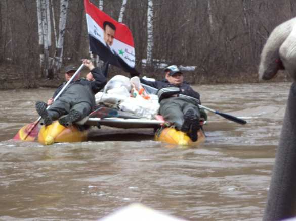 Сплав по реке на Урале в поддержку Башара Асада и борьбы сирийского народа с террористами (ФОТО) | Русская весна