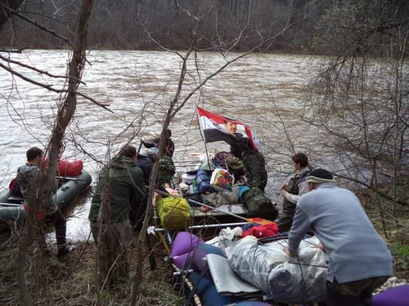 Сплав по реке на Урале в поддержку Башара Асада и борьбы сирийского народа с террористами (ФОТО) | Русская весна