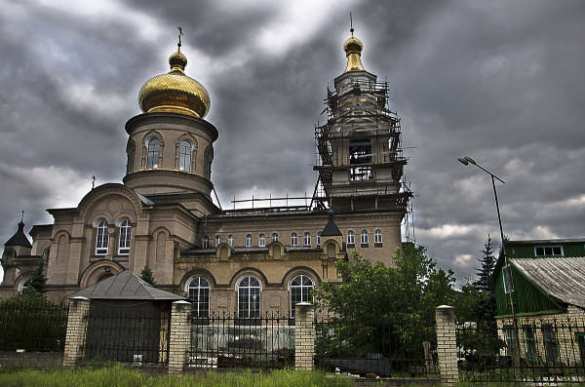 «Мы считаем себя гражданами ДНР, потому что видим, откуда летят снаряды», — житель Старомихайловки (ФОТО) | Русская весна