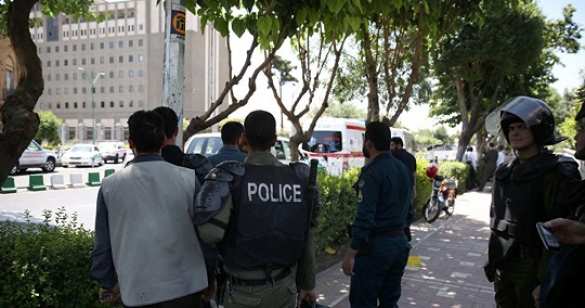 Кровавая бойня: боевики расстреляли военный парад в Иране, десятки убитых и раненых (+ФОТО, ВИДЕО 18+) | Русская весна