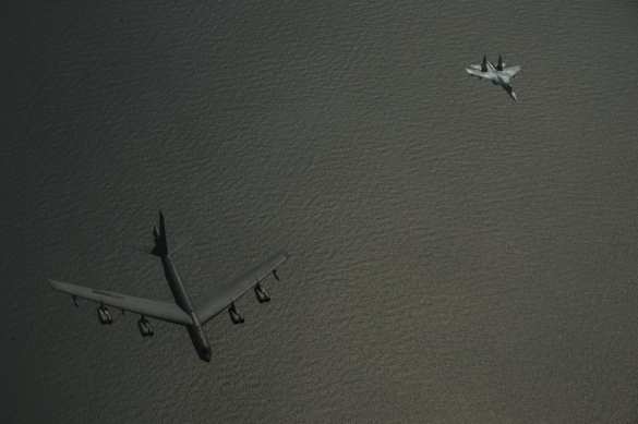 ВАЖНО: Новые кадры перехвата американских стратегических бомбардировщиков над Балтикой (ФОТО) | Русская весна