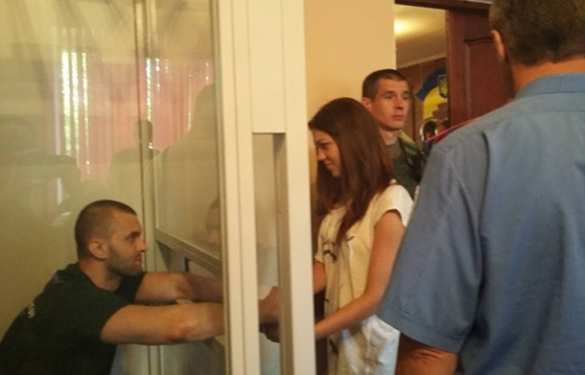 В Мукачево «побратимы» бандитов-«правосеков» устроили драку в суде (ФОТО, ВИДЕО) | Русская весна