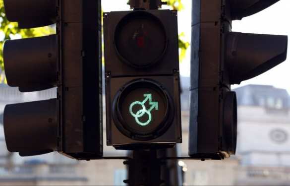 Их нравы: человечки на светофорах в Лондоне стали геями (+ФОТО) | Русская весна