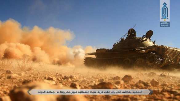 Кровавая резня смертников: Сотни боевиков ИГИЛ и «Аль-Каиды» уничтожают друг друга в центре Сирии (ВИДЕО, ФОТО 18+) | Русская весна