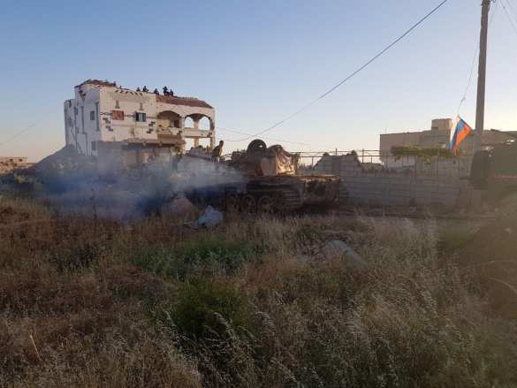 МОЛНИЯ: Тысячи боевиков сдаются российским военным на юге Сирии, освобождая целую провинцию (+ВИДЕО, ФОТО) | Русская весна