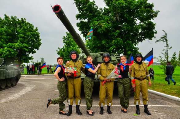Грация и сила: «Танковый вальс» на легендарной высоте в ДНР (+ВИДЕО, ФОТО) | Русская весна