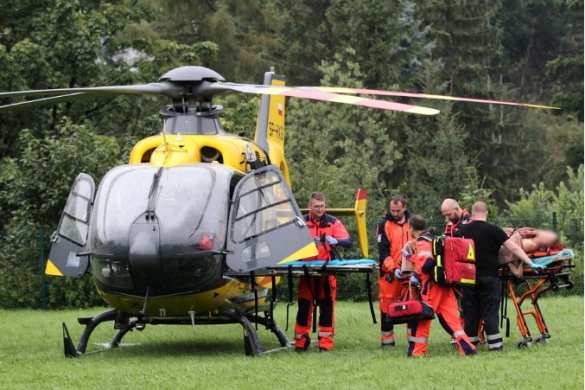 Молния ударила в туристов и убила двух детей и двух взрослых (ФОТО) | Русская весна