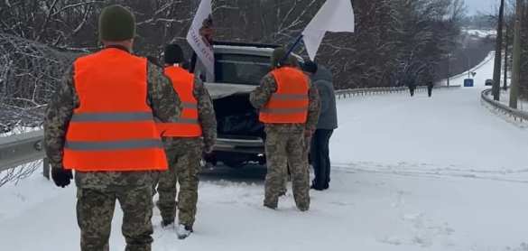 Необычное задержание на линии фронта: экстренное заявление Армии ЛНР (ФОТО, ВИДЕО 18+) | Русская весна