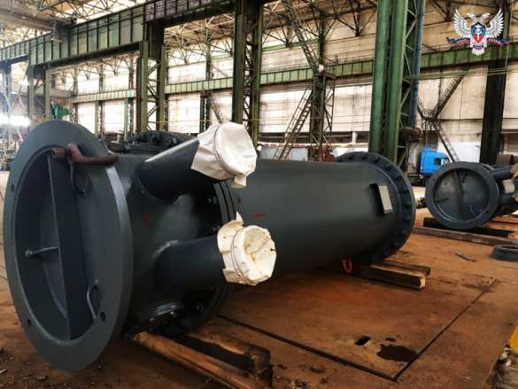 «Снежнянскхиммаш» выполнил условия договора с Зуевской ТЭС: сегодня отгружены энергетикам ещё два теплообменника (ФОТО) | Русская весна