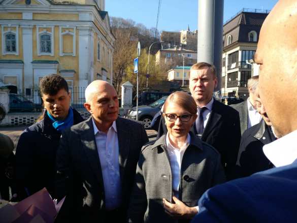 Тимошенко проголосовала на выборах президента (ФОТО, ВИДЕО) | Русская весна