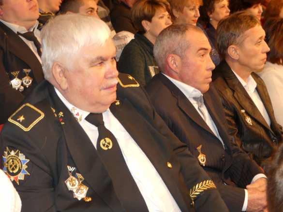 ДНР: Флагман добычи «чёрного золота» — 85 лет на страже энергетической безопасности (ФОТО) | Русская весна