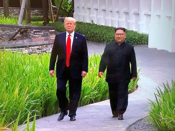 Исторический момент: Ким Чен Ын встретился с Трампом (ФОТО, ВИДЕО) | Русская весна