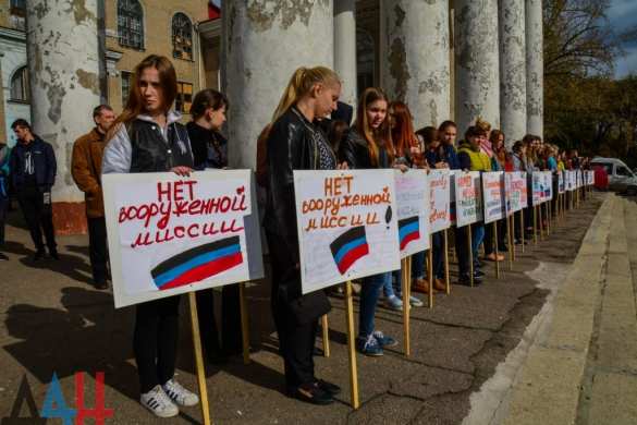 Жители ДНР разоружили иностранную миссию и выдворили за пределы Республики — учения в Донецке (ФОТОРЕПОРТАЖ) | Русская весна