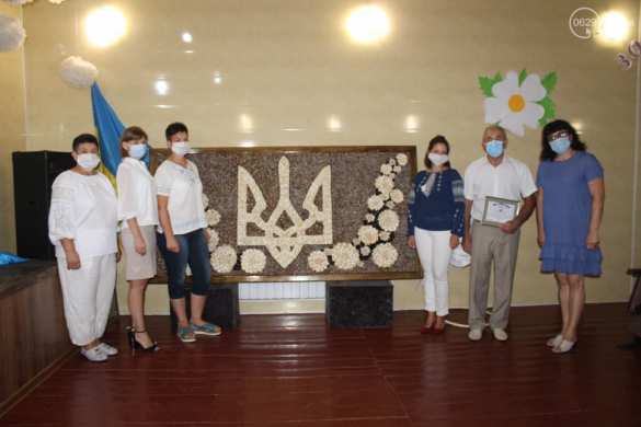 Как оккупированный Мариуполь стараются вмонтировать в украинские хуторские реалии (ФОТО) | Русская весна