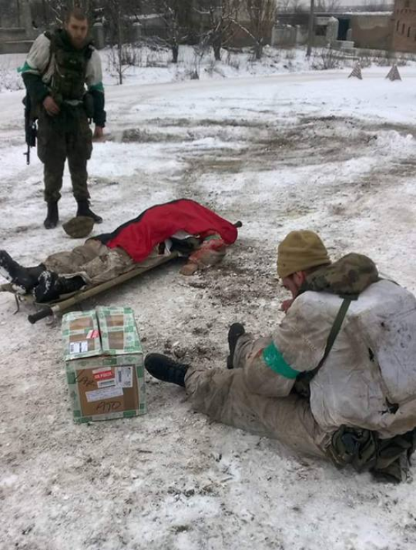 Опубликованы кадры с погибшим под Дебальцево украинским боевиком (ФОТО 18+) | Русская весна
