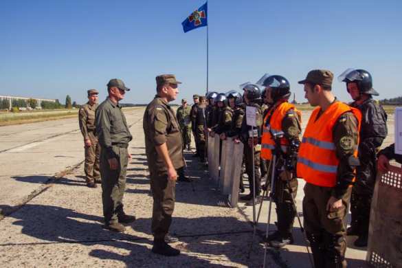 Нацгвардия Украины экстренно готовится разгонять Майдан (ФОТО) | Русская весна