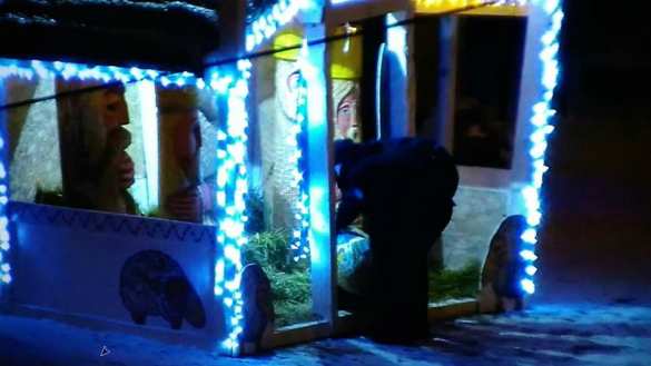 Во Львове из вертепа украли колыбель с Иисусом (ФОТО) | Русская весна