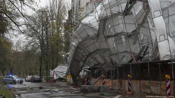Ураган «Герварт» убивает европейцев (ФОТО, ВИДЕО) | Русская весна