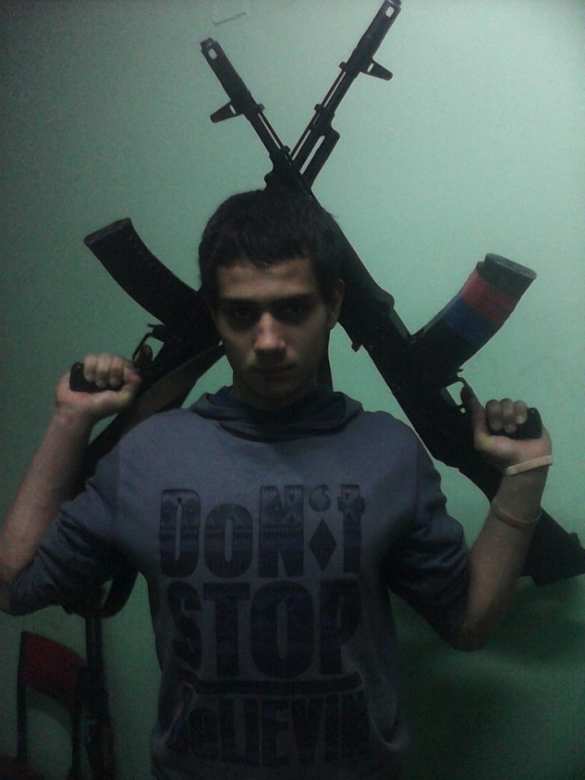 Снайпер ВСУ подло убил 20-летнего безоружного военного (ФОТО) | Русская весна