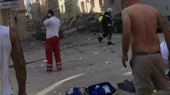 Мощный взрыв в жилом доме в Вене: страшные кадры (ФОТО, ВИДЕО) | Русская весна