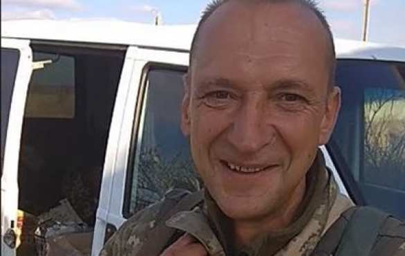 Военная машина ВСУ провалилась в озеро, есть погибший (ФОТО, ВИДЕО) | Русская весна