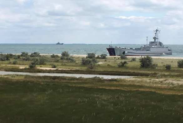 Генштаб ВСУ похвастался «учениями разведчиков морского спецназа» рядом с Крымом (ФОТО) | Русская весна