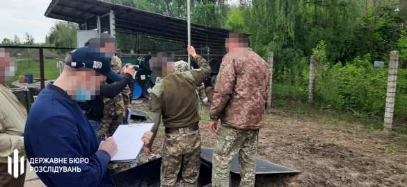 Банда офицеров ВСУ похитила из воинской части топливо на миллионы гривен (ФОТО) | Русская весна