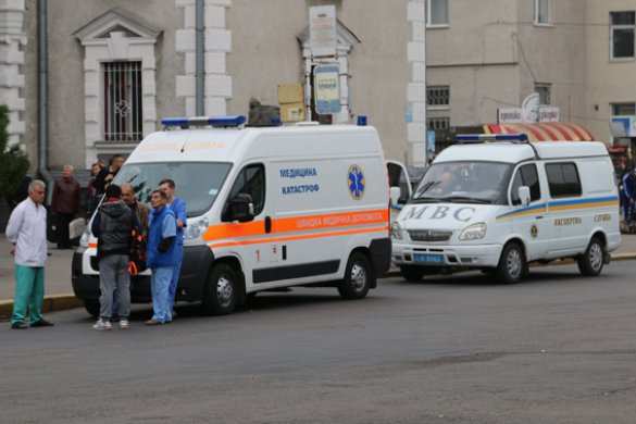 Новая акция «телефонных партизан» — «заминирован» вокзал в Ровно (фото) | Русская весна