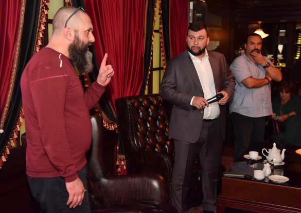 ВАЖНО: Глава ДНР заявил о задаче войти в состав России на правах федерального округа (+ВИДЕО, ФОТО) | Русская весна