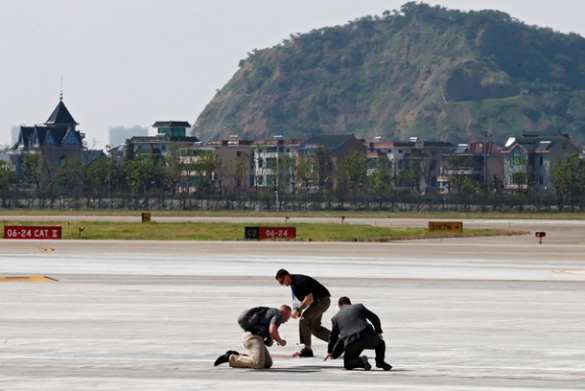 Унизительный приём: Обаме не подали трап и отрезали его от сопровождающих (+ФОТО, ВИДЕО) | Русская весна