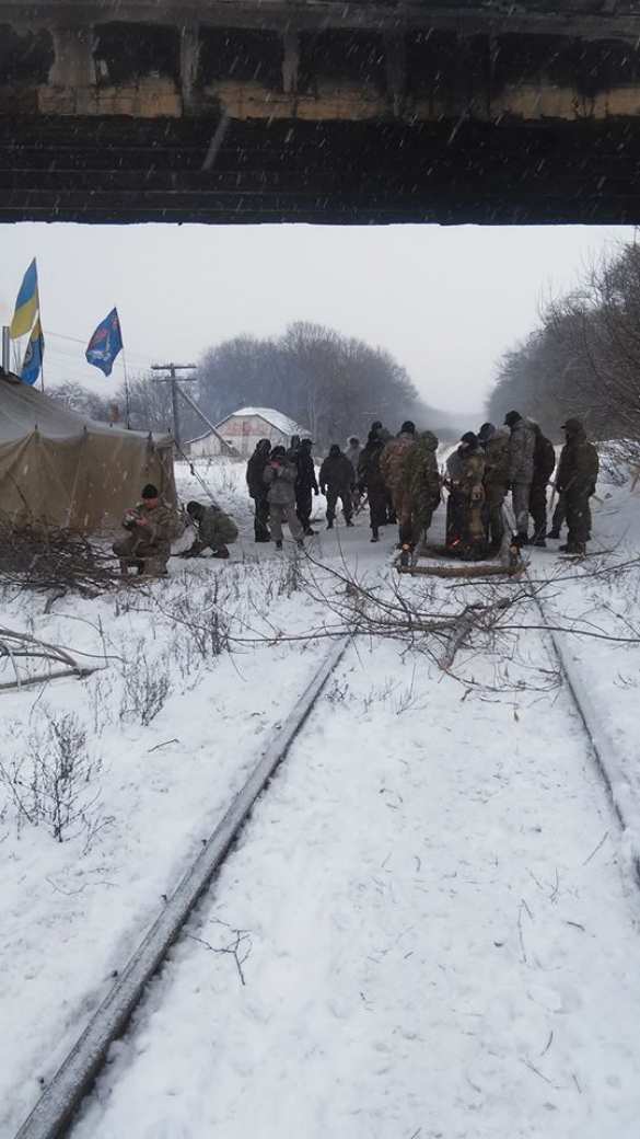 ВАЖНО: Украинские боевики заблокировали железнодорожное сообщение между ЛНР и Украиной (ФОТО, КАРТА) | Русская весна