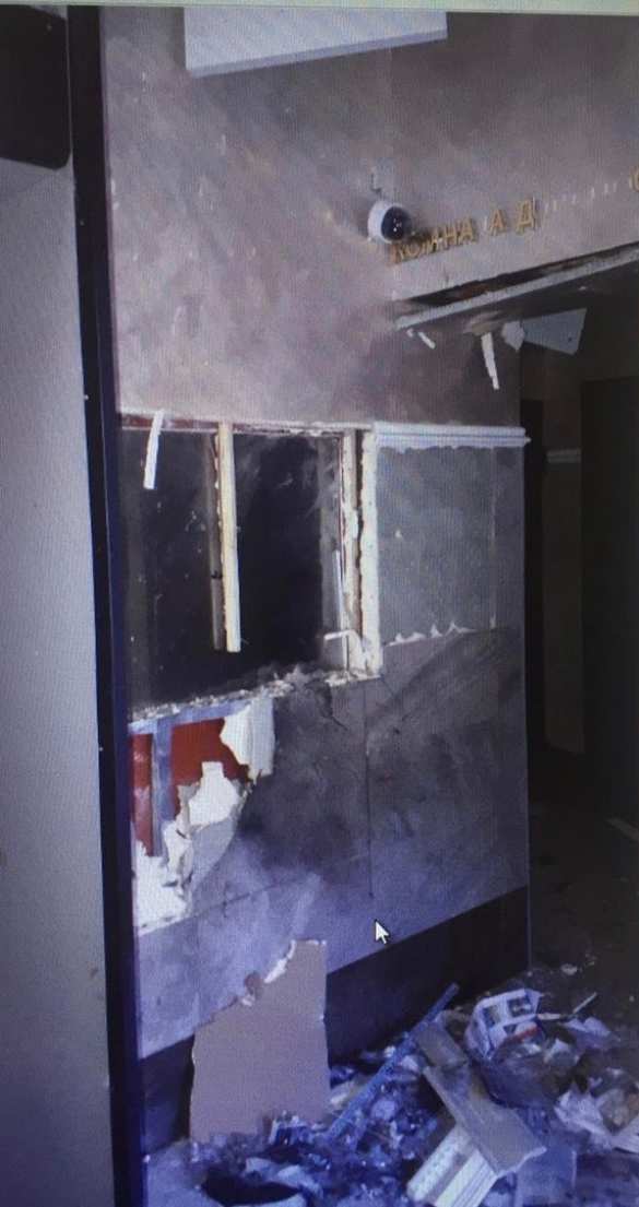 Теракт в здании ФСБ устроил 17-летний подросток (+ФОТО) | Русская весна