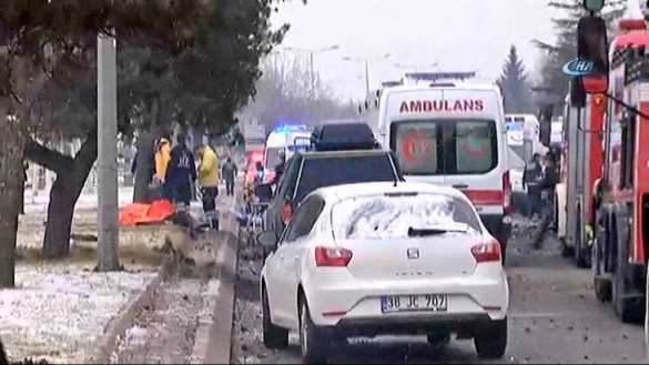 СРОЧНО: В Турции подорван автобус с военными, есть погибшие (ФОТО, ВИДЕО, КАРТА) | Русская весна