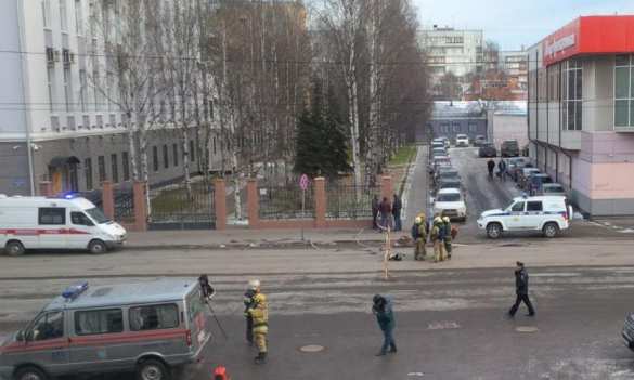 МОЛНИЯ: Взрыв в здании ФСБ в Архангельске (ФОТО) | Русская весна
