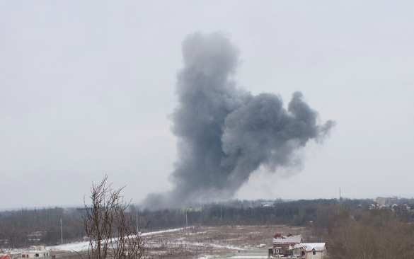 BREAKING: Heavy explosion thunders at Donetsk chemical manufacture plant | Русская весна