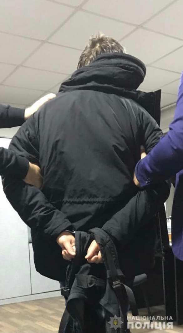 Маньяк с ножом на улицах украинского города: жуткая резня в Кривом Роге (ФОТО, ВИДЕО) | Русская весна