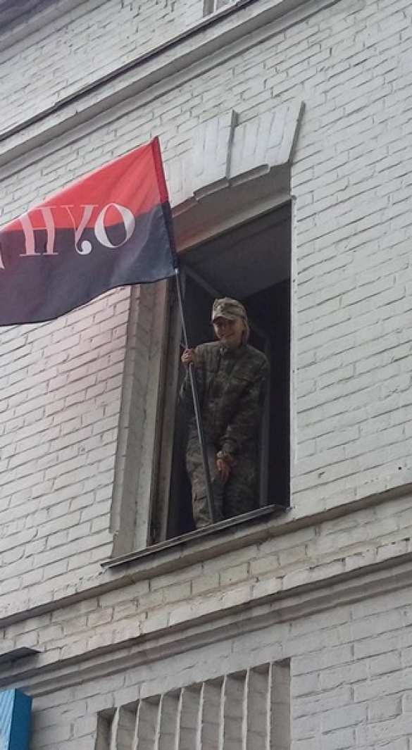 Дымовые шашки и яйца из окон: «Бессмертный полк» идет по Киеву (+ВИДЕО, ФОТО) | Русская весна