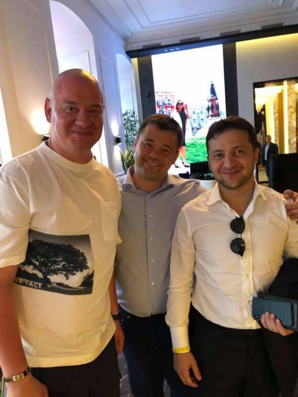 Глава Офиса Зеленского показал «нового премьера Украины» (ФОТО) | Русская весна