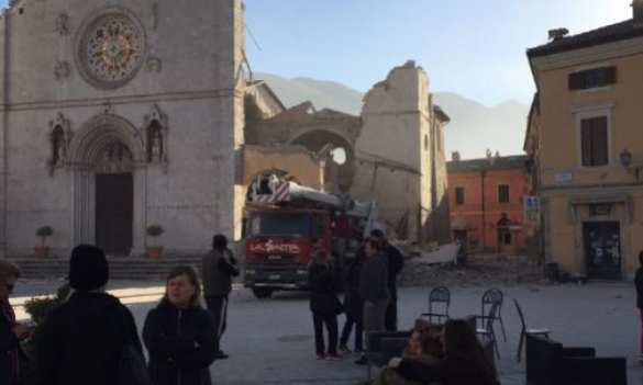 Опубликованы последствия мощного землетрясения в Италии (ФОТО, ВИДЕО) | Русская весна