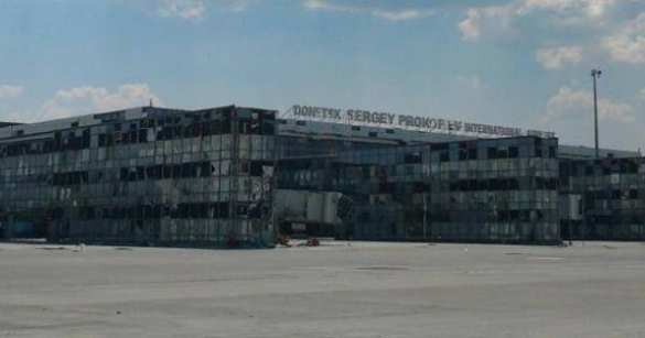 Донецкий аэропорт блокирован: уникальные кадры с воздуха  (видео) | Русская весна