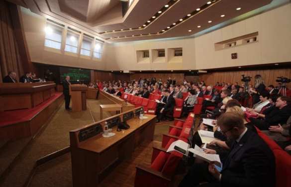 Государственный совет Крыма принял решение о национализации имущества Коломойского | Русская весна