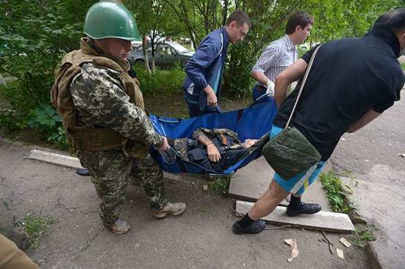 В Донецкой республике начали выплачивать компенсации семьям погибших и пострадавшим | Русская весна