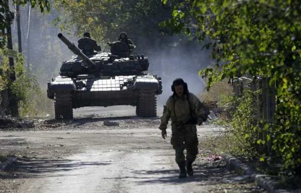 Сводка: продолжаются массированные артиллерийские обстрелы жилых кварталов Донецка | Русская весна